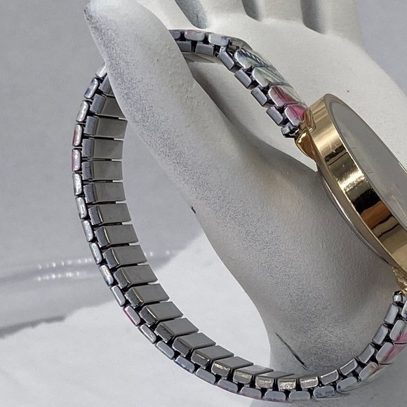 Watch Lady's NY and C 1.5 inch Diameter Gold Tone Face with Gold Toned English N - Picture 3 of 4